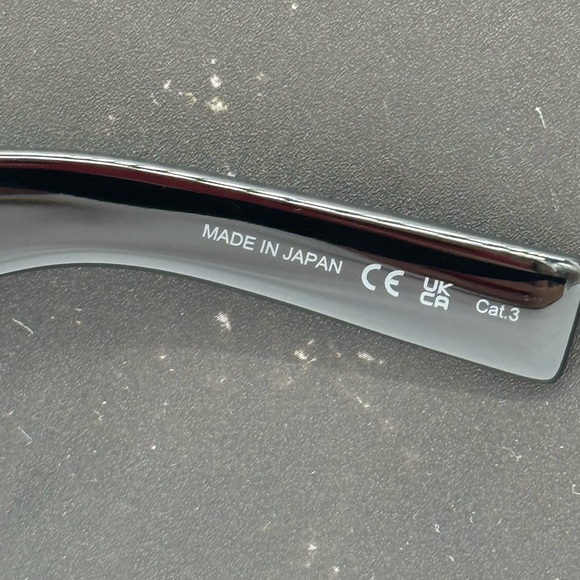 NEW SL697 001 SAINT LAURENT SUNGLASSES SL 697 - Picture 8 of 9